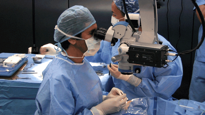 Why International Patients Choose Turkey for Amniotic Eye Surgery | Zeoby